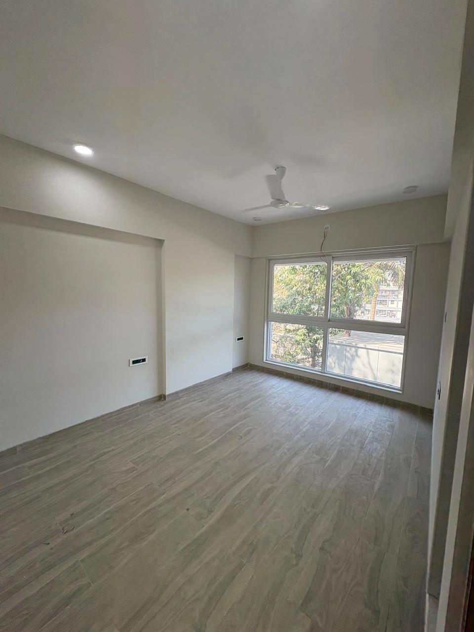 2 BHK Flat for Rent in Bhanu Jyoti, Malad East